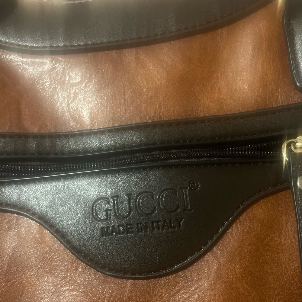 Gucci purse